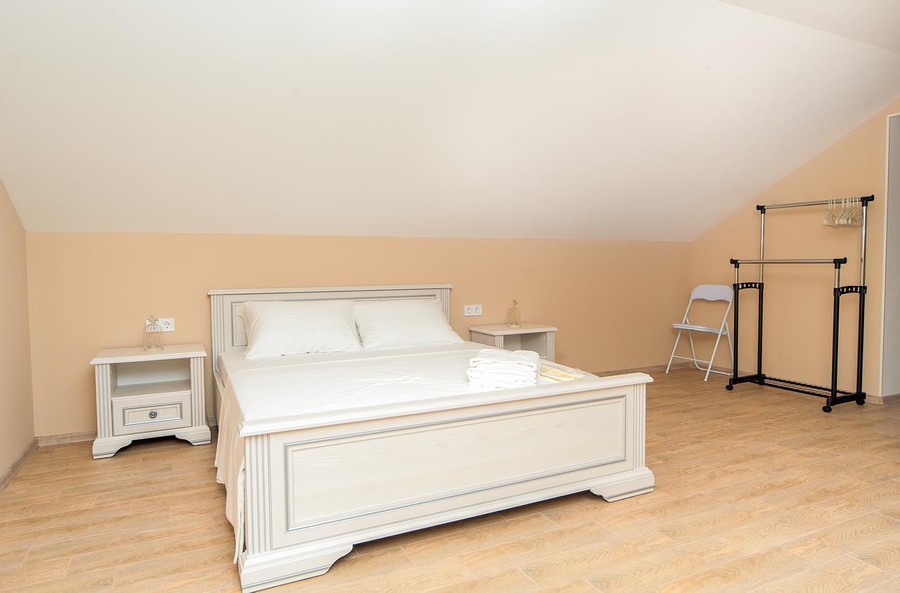 Hotel Fusion Одеса Екстериор снимка