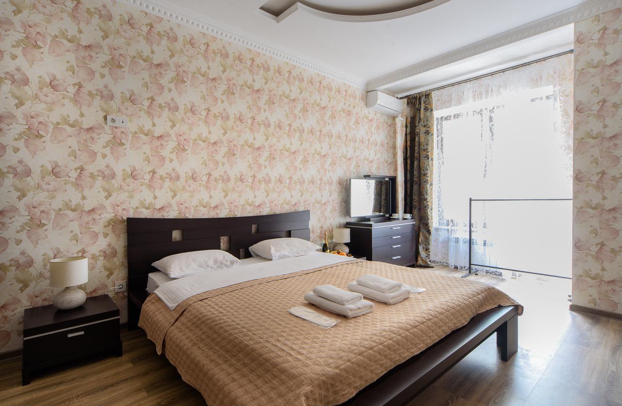 Hotel Fusion Одеса Екстериор снимка