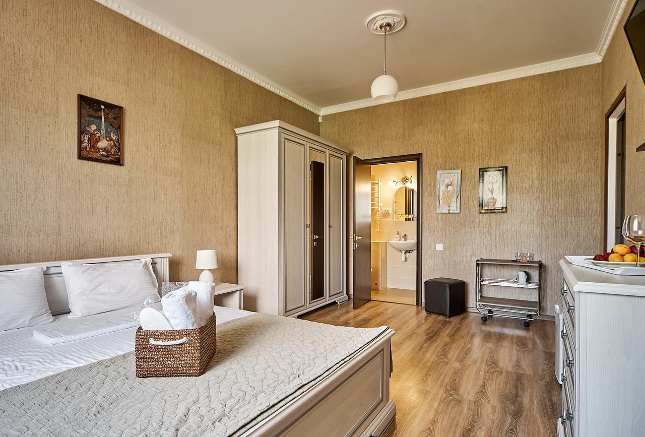 Hotel Fusion Одеса Екстериор снимка