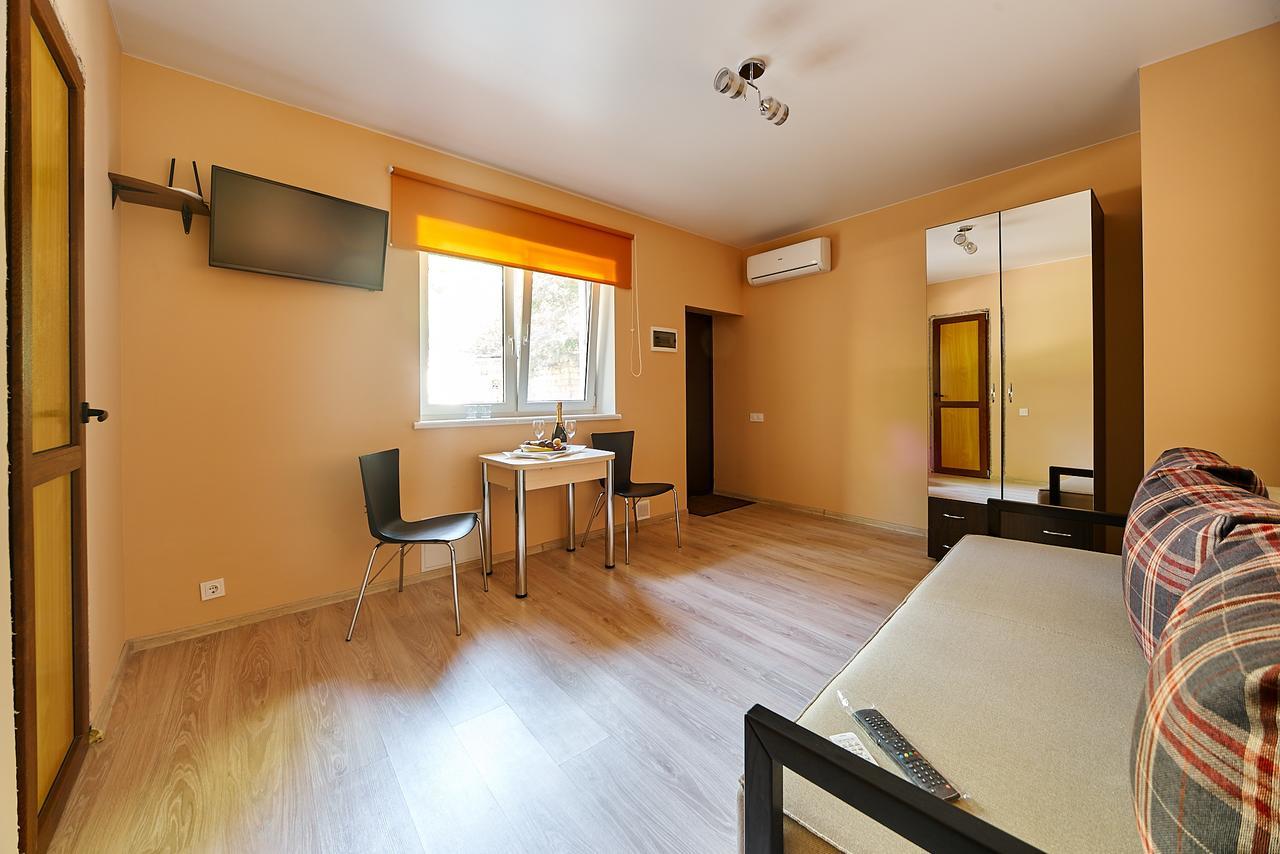 Hotel Fusion Одеса Екстериор снимка
